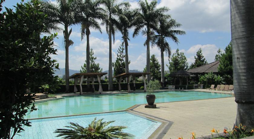 Puteri Gunung Hotel Лембанг Экстерьер фото