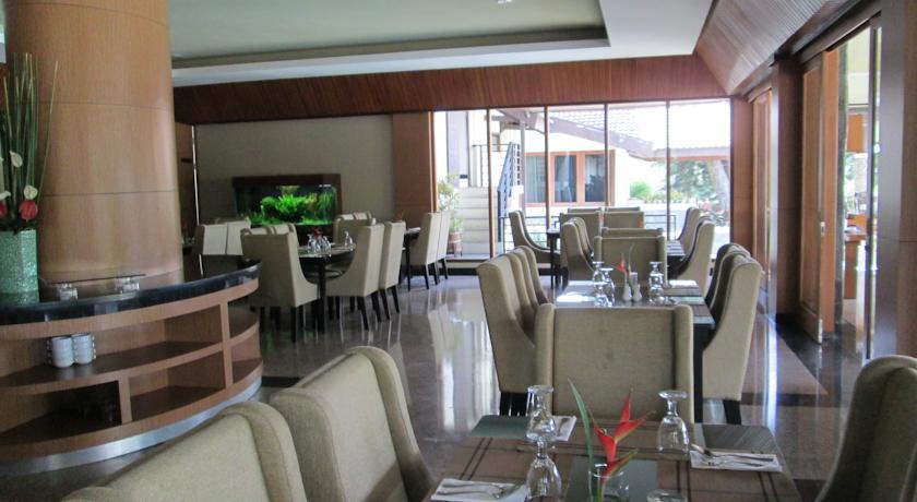 Puteri Gunung Hotel Лембанг Экстерьер фото