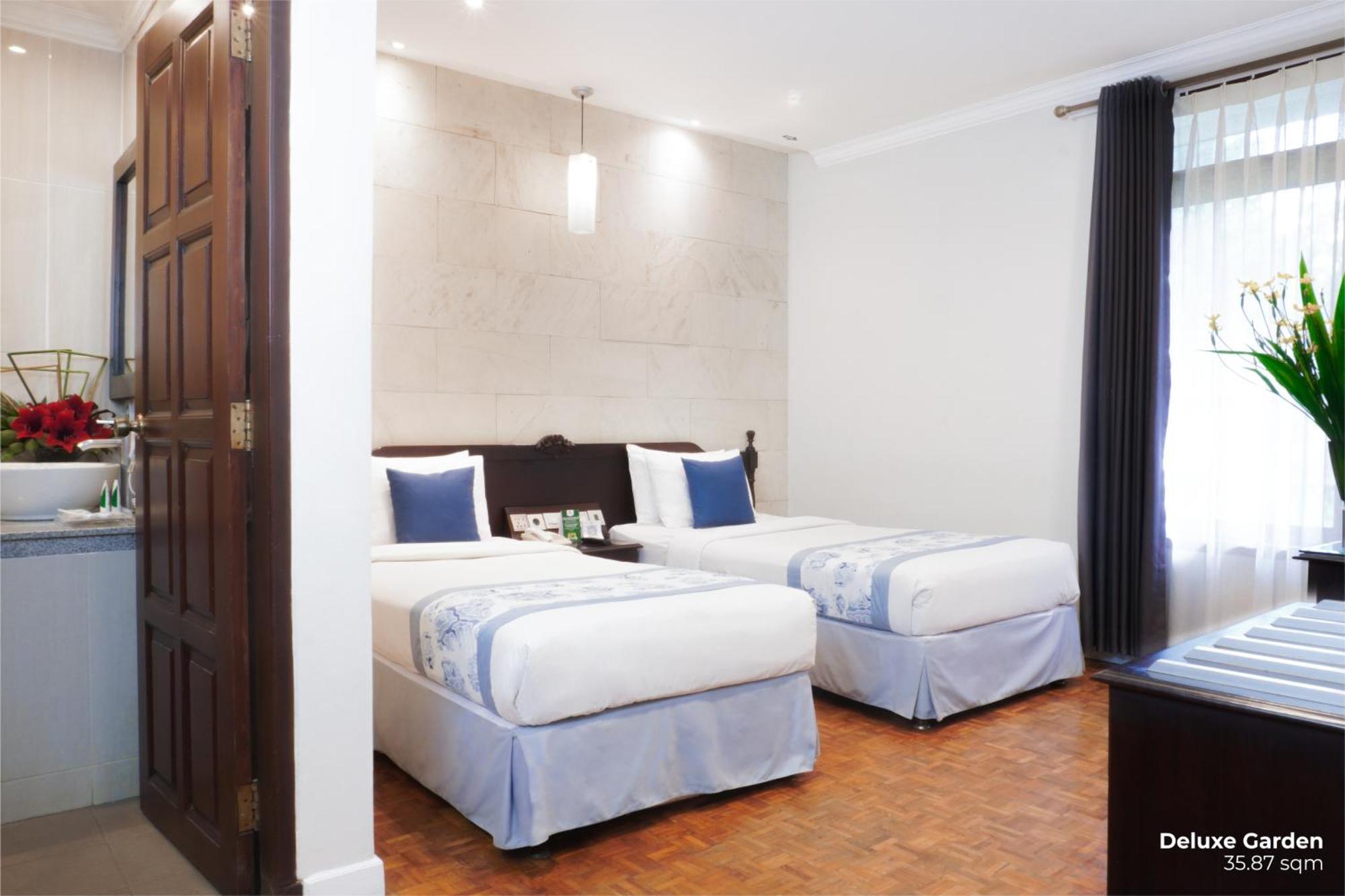 Puteri Gunung Hotel Лембанг Экстерьер фото